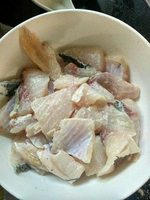 酸菜鱼（家常~超下饭）的做法 步骤1