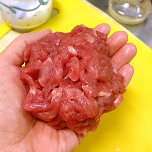 如何炒出嫩牛肉的做法 步骤5